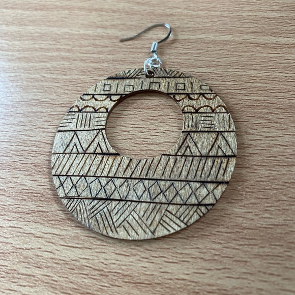 Wood Burned Earrings - Picture 4 of 7